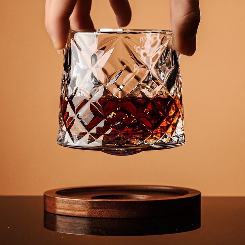 INNOVATE Crystal Whiskey Glass